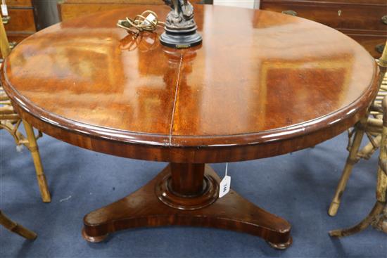 A Victorian mahogany breakfast table, W.120cm